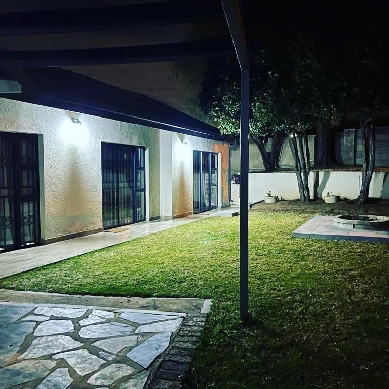 South Serene Guest House Midrand Exterior photo